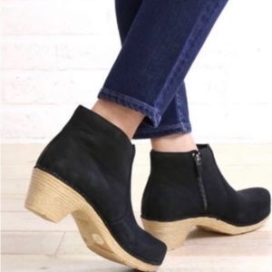 Dansko Maria Bootie | Black Leather | 39